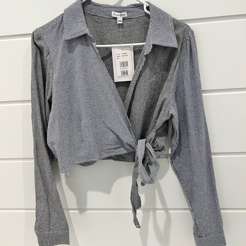 NWT cropped blouse duo black/blue.